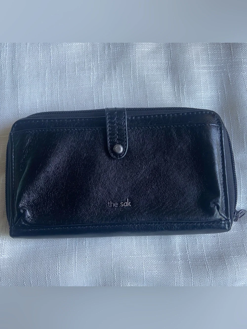 The Sak Iris 3-In-1 Leather Wallet Black Leather Womens Purse phone wristlet